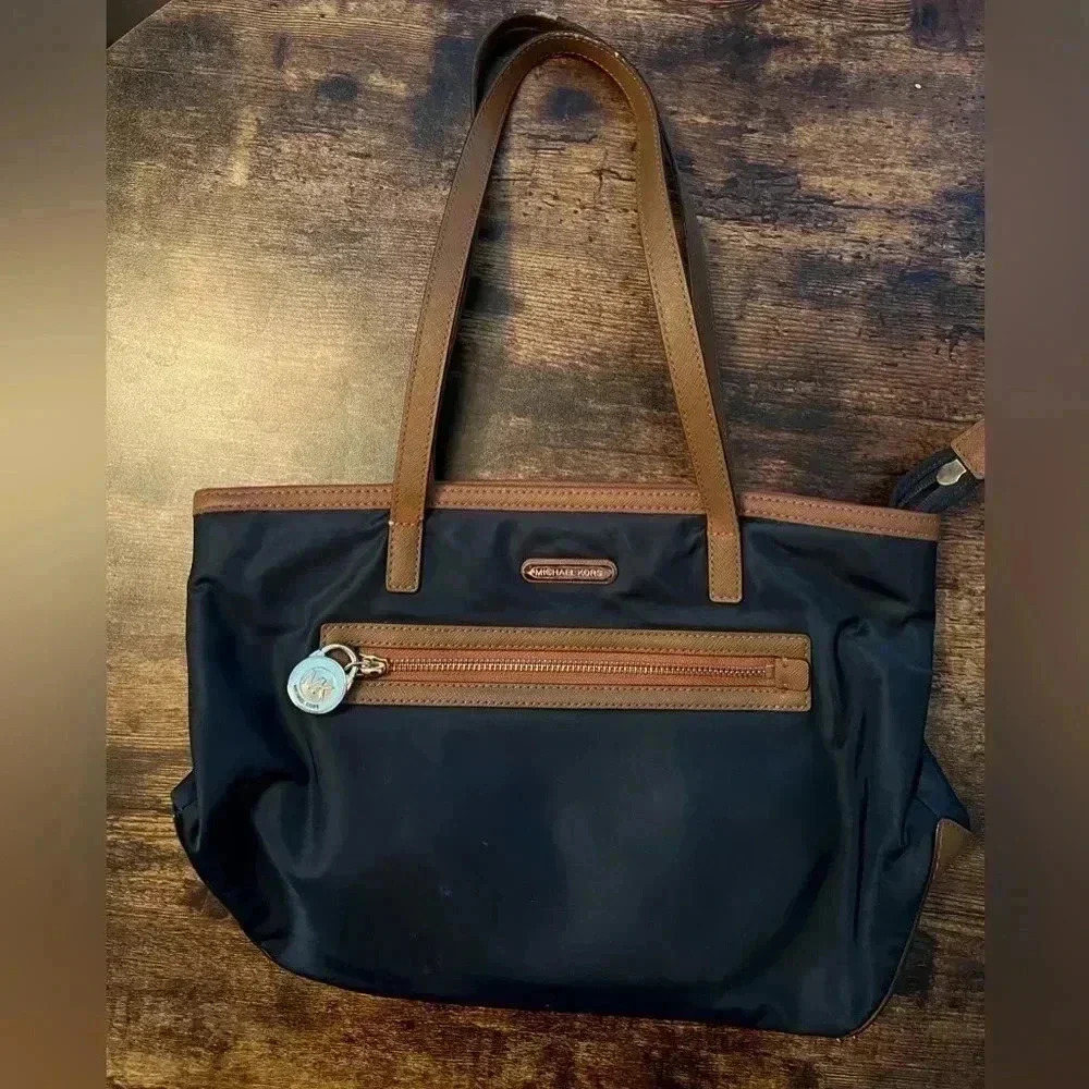 Michael Kors | women’s medium size shoulder nylon tote bag